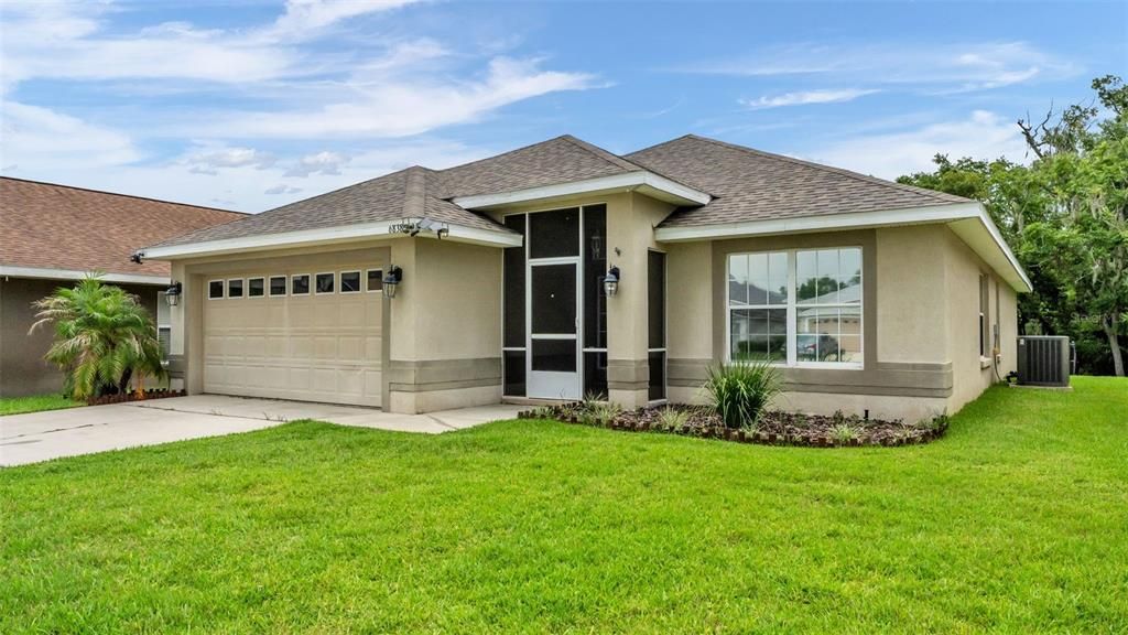 For Sale: $435,000 (4 beds, 2 baths, 1840 Square Feet)