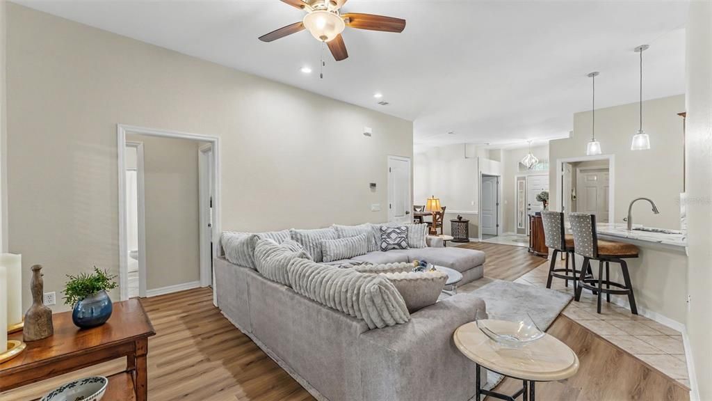 For Sale: $435,000 (4 beds, 2 baths, 1840 Square Feet)