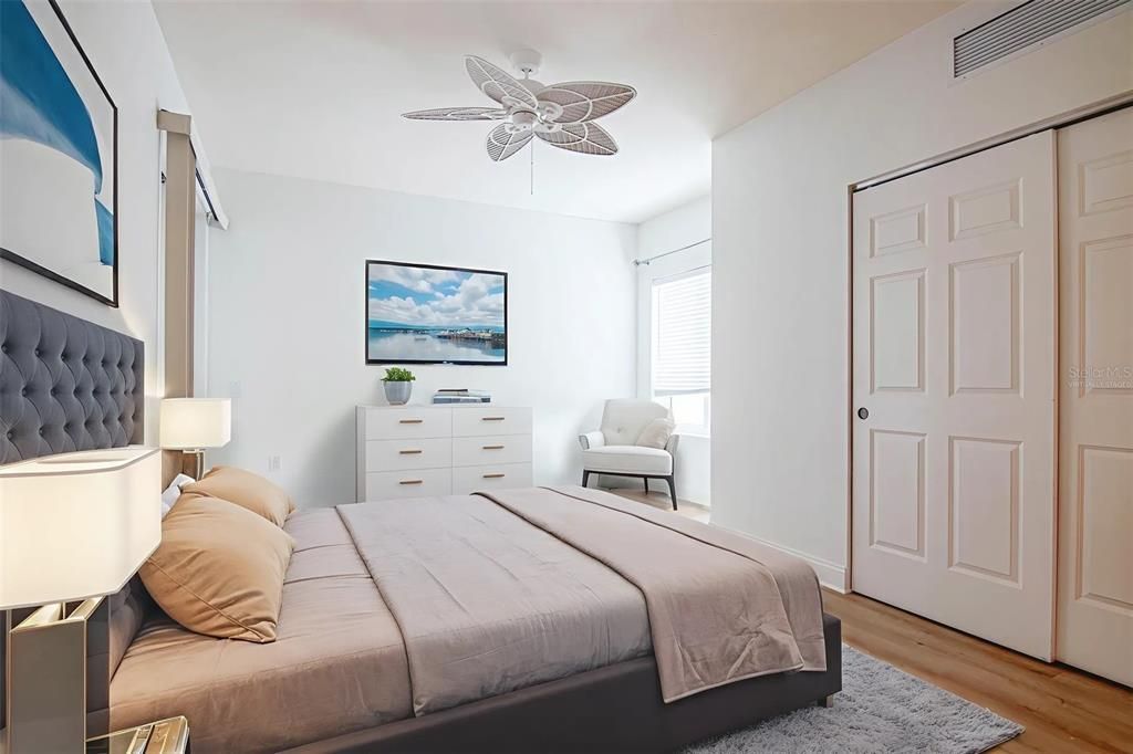 For Sale: $309,000 (2 beds, 2 baths, 1669 Square Feet)