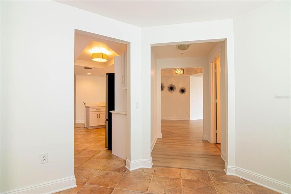 For Sale: $309,000 (2 beds, 2 baths, 1669 Square Feet)