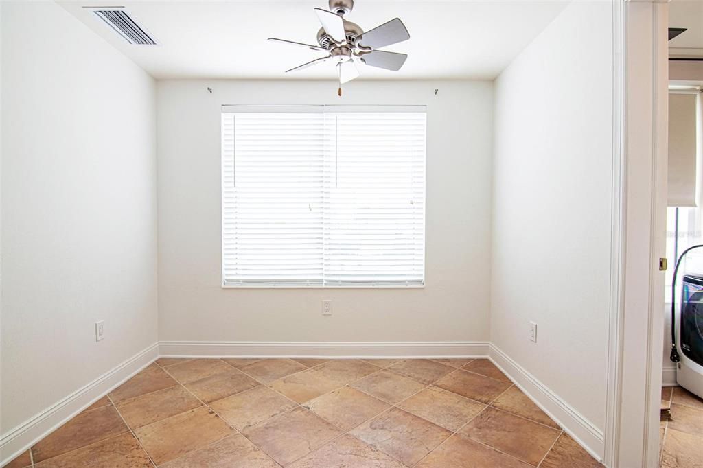 For Sale: $309,000 (2 beds, 2 baths, 1669 Square Feet)