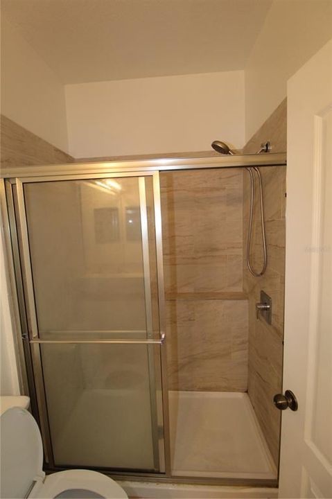 В аренду: $1,850 (2 спален, 2 ванн, 1202 Квадратных фут)