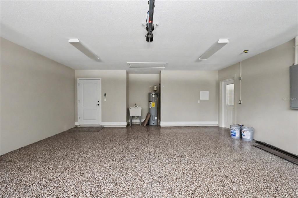 En Venta: $584,900 (3 camas, 2 baños, 2151 Pies cuadrados)