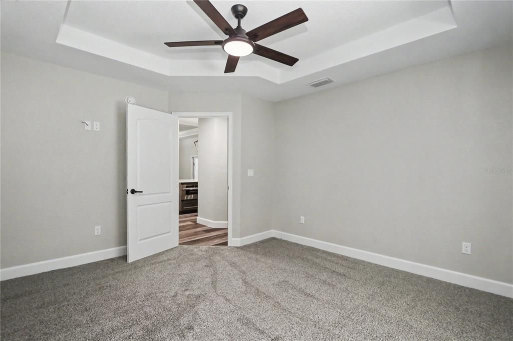 En Venta: $584,900 (3 camas, 2 baños, 2151 Pies cuadrados)