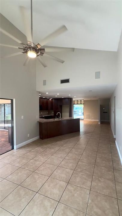 For Sale: $550,000 (4 beds, 2 baths, 1992 Square Feet)