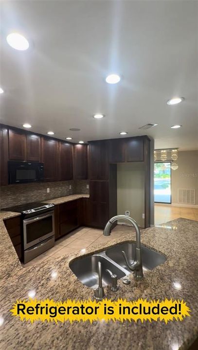 For Sale: $550,000 (4 beds, 2 baths, 1992 Square Feet)