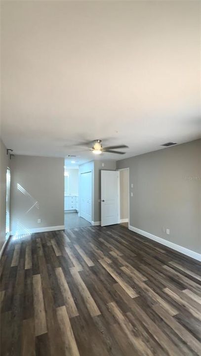 For Sale: $550,000 (4 beds, 2 baths, 1992 Square Feet)