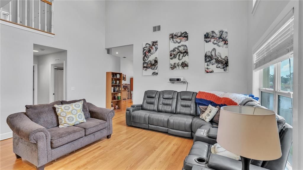 For Sale: $479,900 (4 beds, 3 baths, 2836 Square Feet)