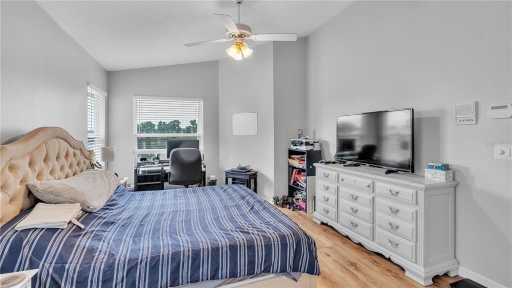 For Sale: $479,900 (4 beds, 3 baths, 2836 Square Feet)