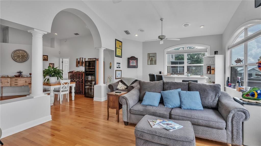 For Sale: $479,900 (4 beds, 3 baths, 2836 Square Feet)
