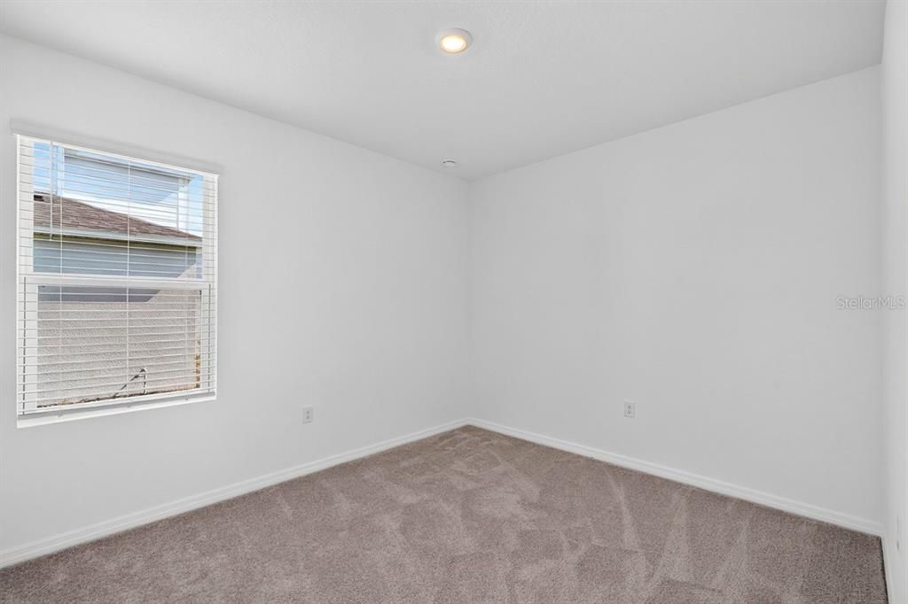 For Sale: $430,000 (4 beds, 3 baths, 2085 Square Feet)
