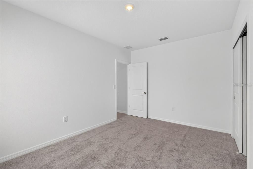 For Sale: $430,000 (4 beds, 3 baths, 2085 Square Feet)