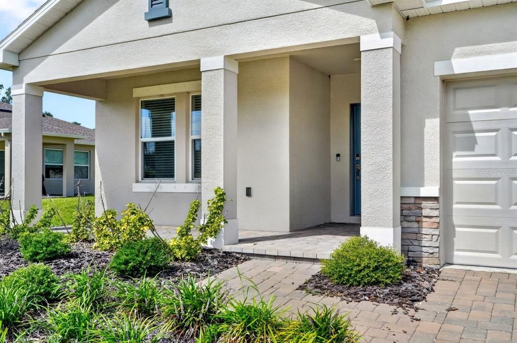 For Sale: $430,000 (4 beds, 3 baths, 2085 Square Feet)