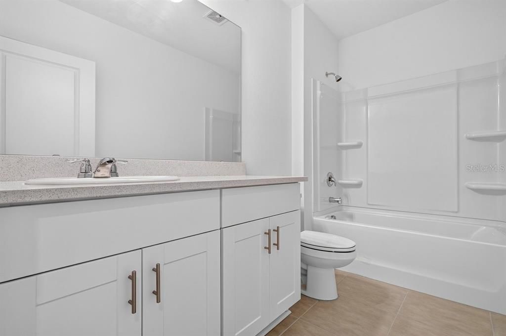 For Sale: $430,000 (4 beds, 3 baths, 2085 Square Feet)