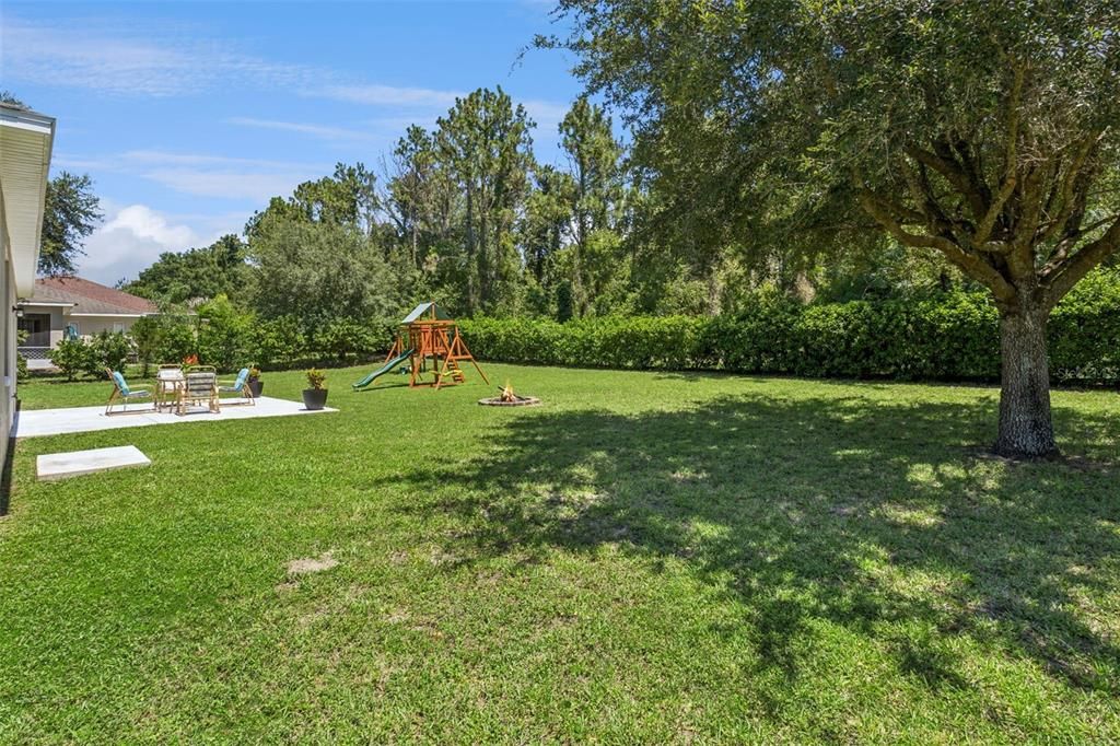 For Sale: $300,000 (3 beds, 2 baths, 1486 Square Feet)