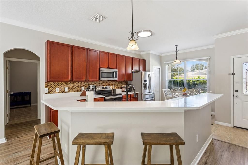 For Sale: $300,000 (3 beds, 2 baths, 1486 Square Feet)