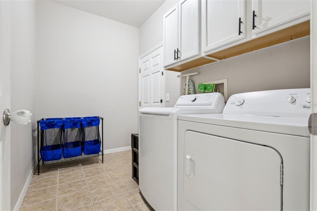 For Sale: $300,000 (3 beds, 2 baths, 1486 Square Feet)