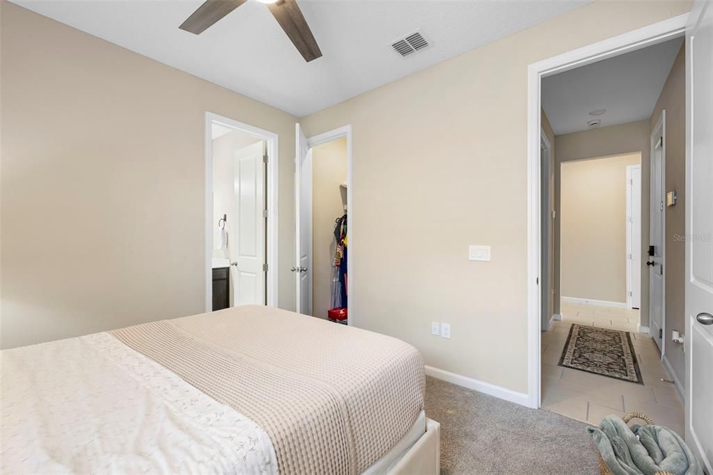 For Sale: $324,900 (4 beds, 3 baths, 2075 Square Feet)