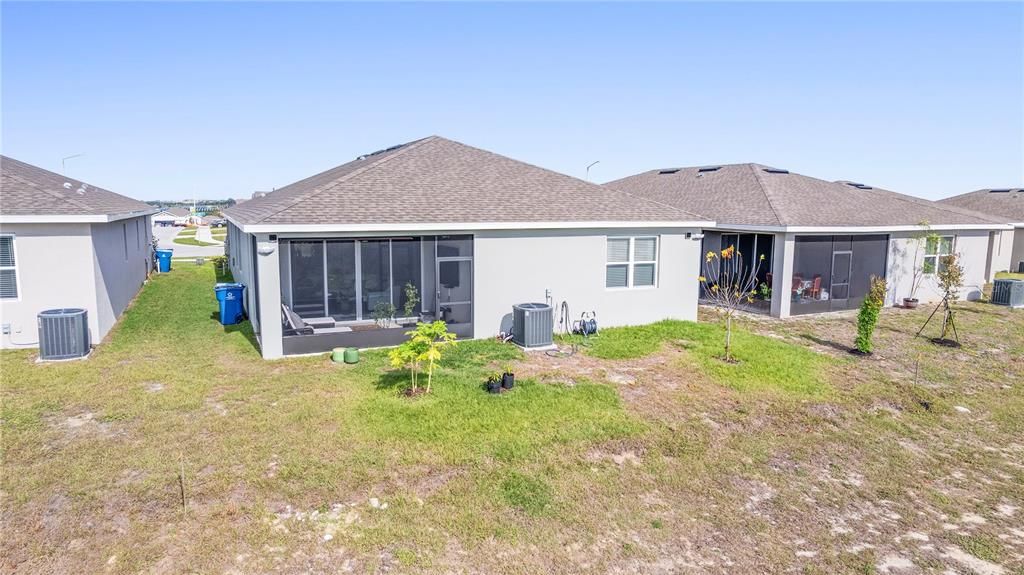 For Sale: $324,900 (4 beds, 3 baths, 2075 Square Feet)