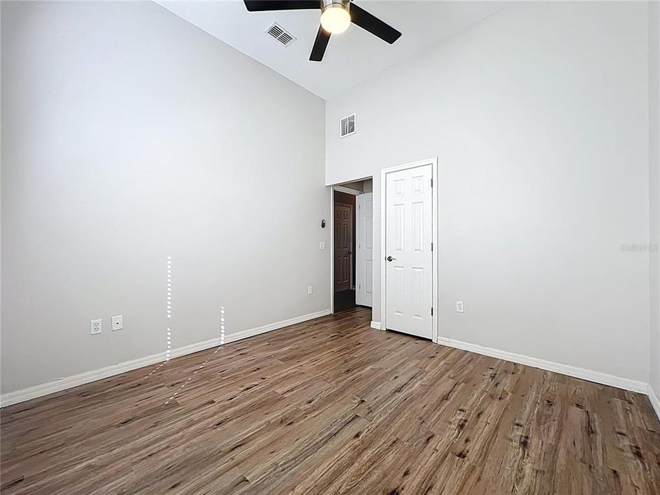 En Venta: $579,900 (4 camas, 3 baños, 3020 Pies cuadrados)