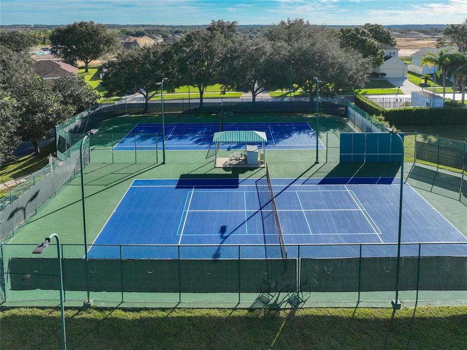 En Venta: $579,900 (4 camas, 3 baños, 3020 Pies cuadrados)