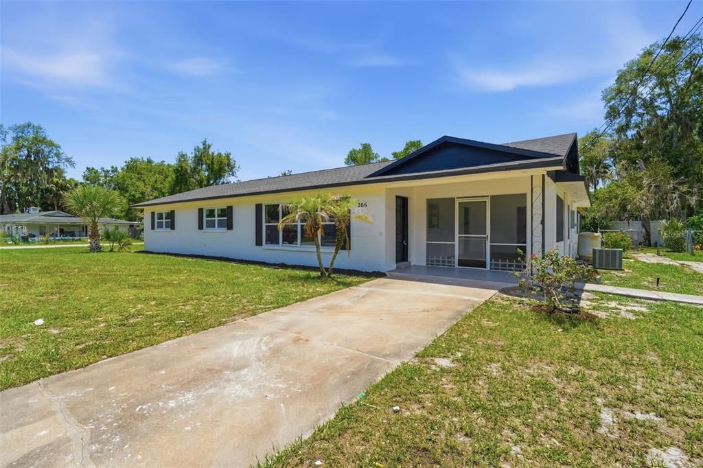 En Venta: $349,000 (3 camas, 2 baños, 1822 Pies cuadrados)