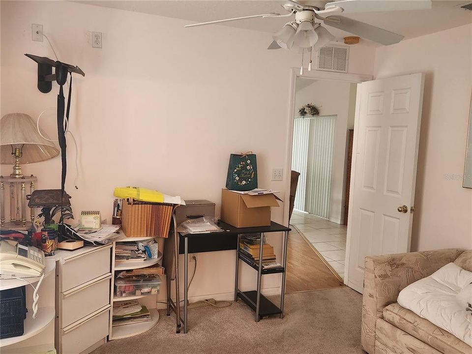 For Sale: $409,000 (3 beds, 3 baths, 2356 Square Feet)