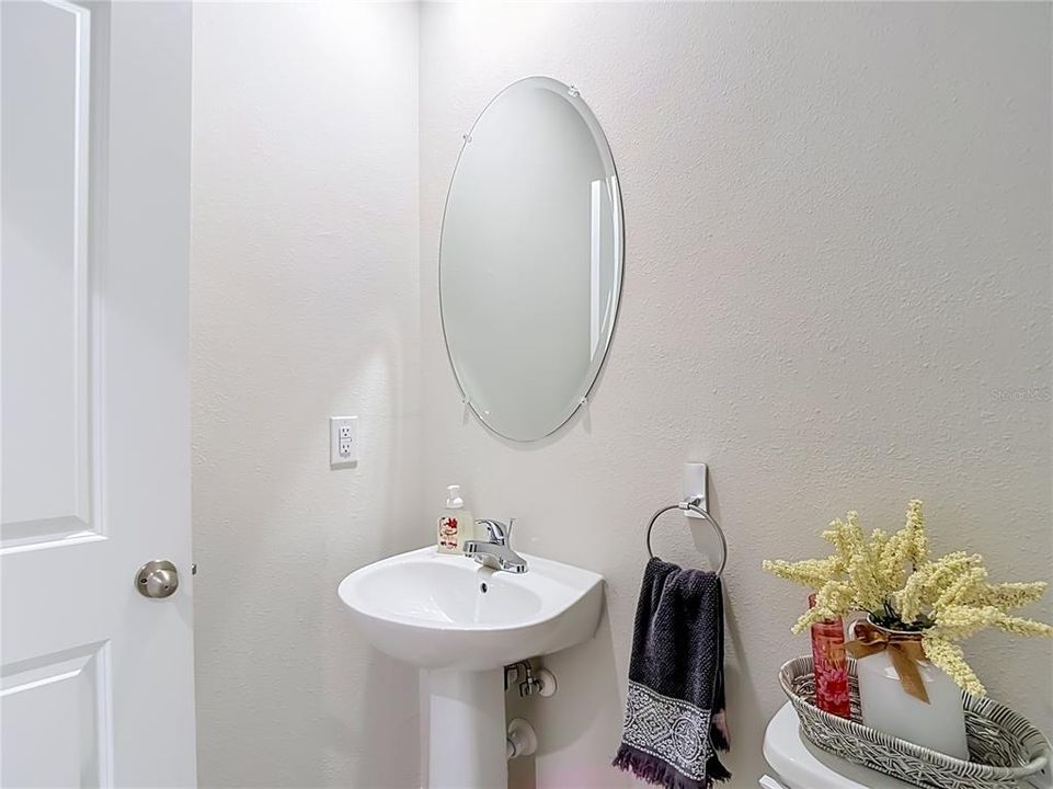 For Sale: $289,900 (3 beds, 2 baths, 1632 Square Feet)