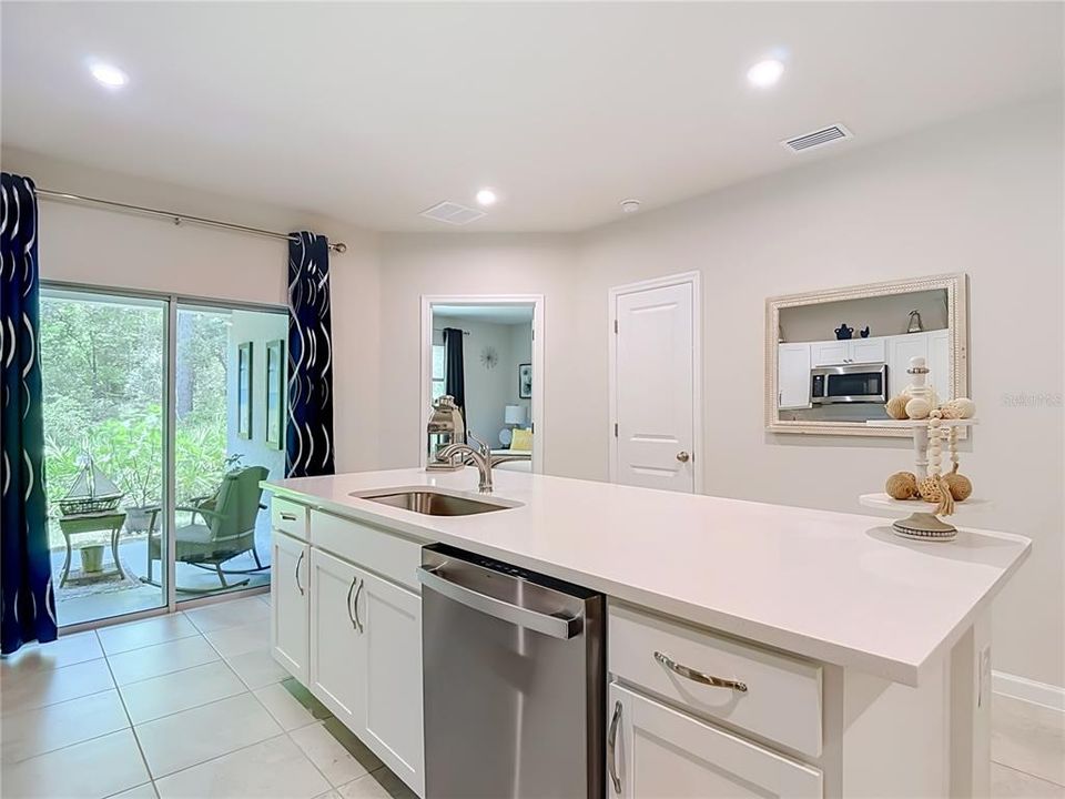 For Sale: $289,900 (3 beds, 2 baths, 1632 Square Feet)