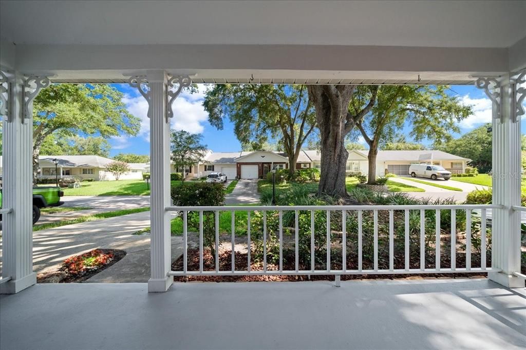 For Sale: $139,900 (2 beds, 2 baths, 1179 Square Feet)