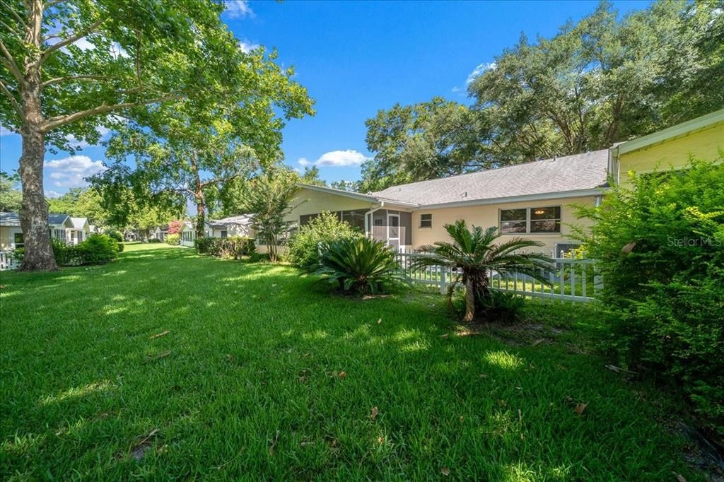 For Sale: $139,900 (2 beds, 2 baths, 1179 Square Feet)