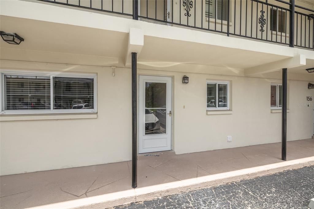 For Sale: $179,900 (2 beds, 1 baths, 1015 Square Feet)