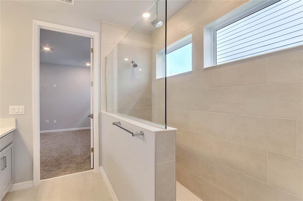 For Sale: $525,000 (3 beds, 2 baths, 2117 Square Feet)