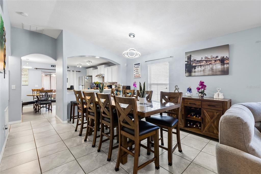 Active With Contract: $330,000 (3 beds, 2 baths, 1340 Square Feet)