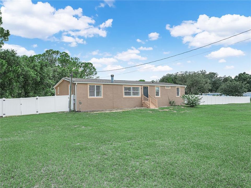En Venta: $246,000 (3 camas, 2 baños, 1680 Pies cuadrados)