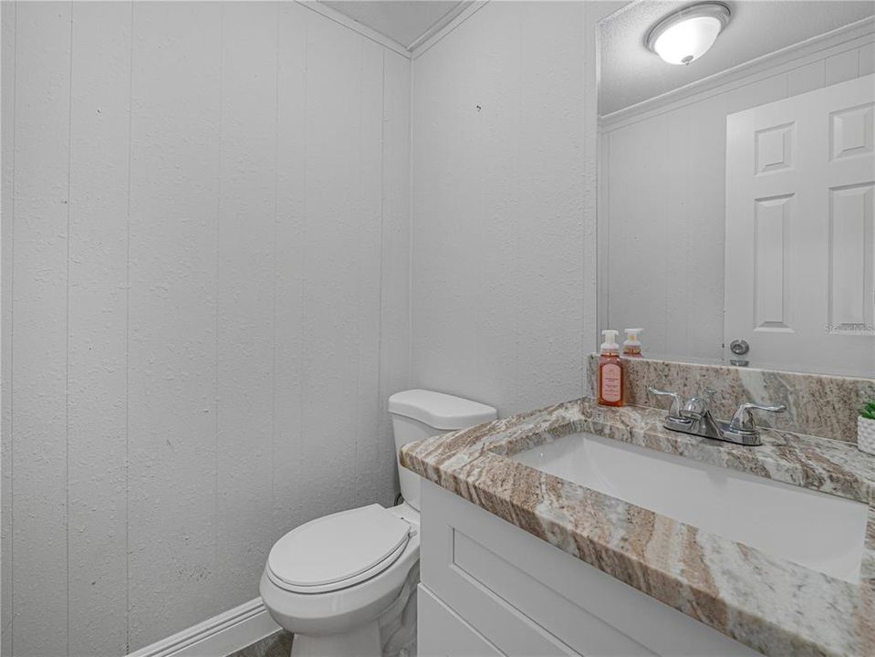 En Venta: $246,000 (3 camas, 2 baños, 1680 Pies cuadrados)
