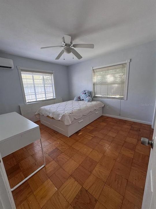 En Renta: $2,700 (3 camas, 2 baños, 1983 Pies cuadrados)