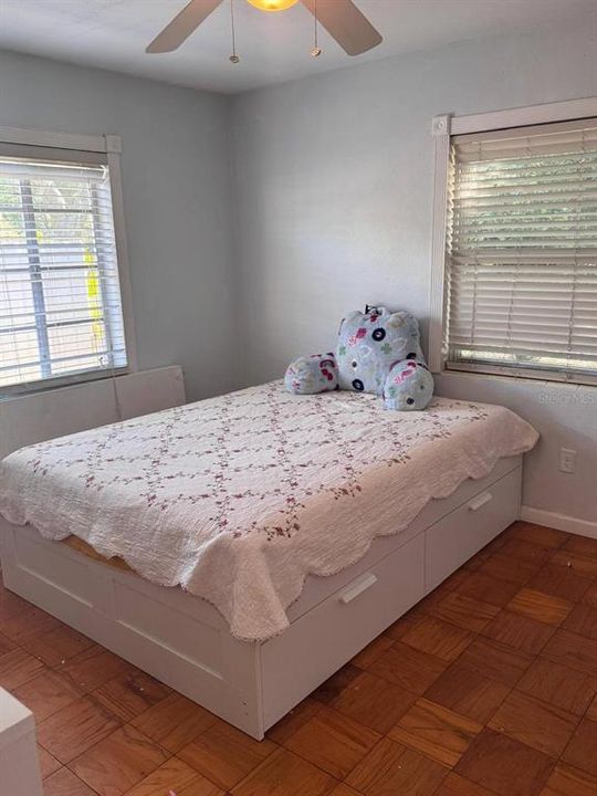 En Renta: $2,700 (3 camas, 2 baños, 1983 Pies cuadrados)
