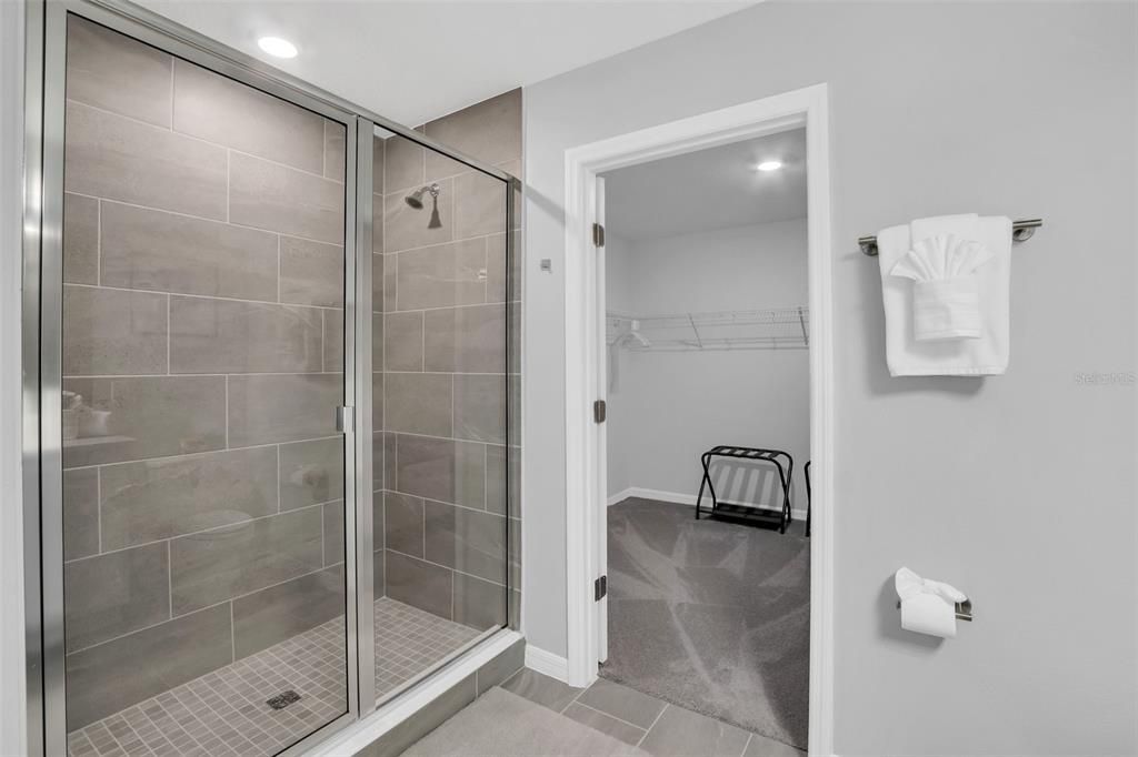 В аренду: $2,980 (5 спален, 3 ванн, 2804 Квадратных фут)