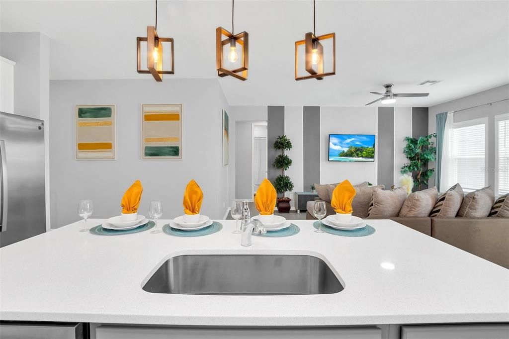 В аренду: $2,980 (5 спален, 3 ванн, 2804 Квадратных фут)