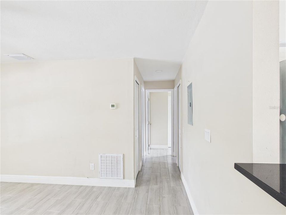 В аренду: $1,450 (2 спален, 1 ванн, 832 Квадратных фут)
