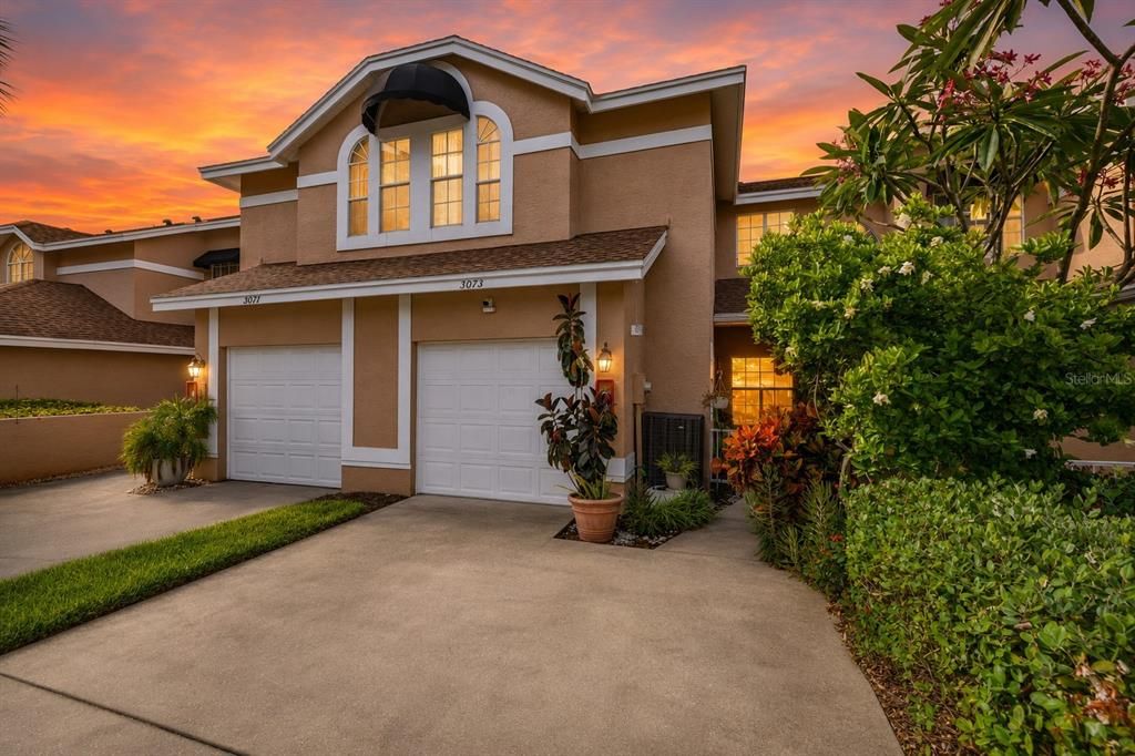 На продажу: $319,999 (3 спален, 2 ванн, 1450 Квадратных фут)
