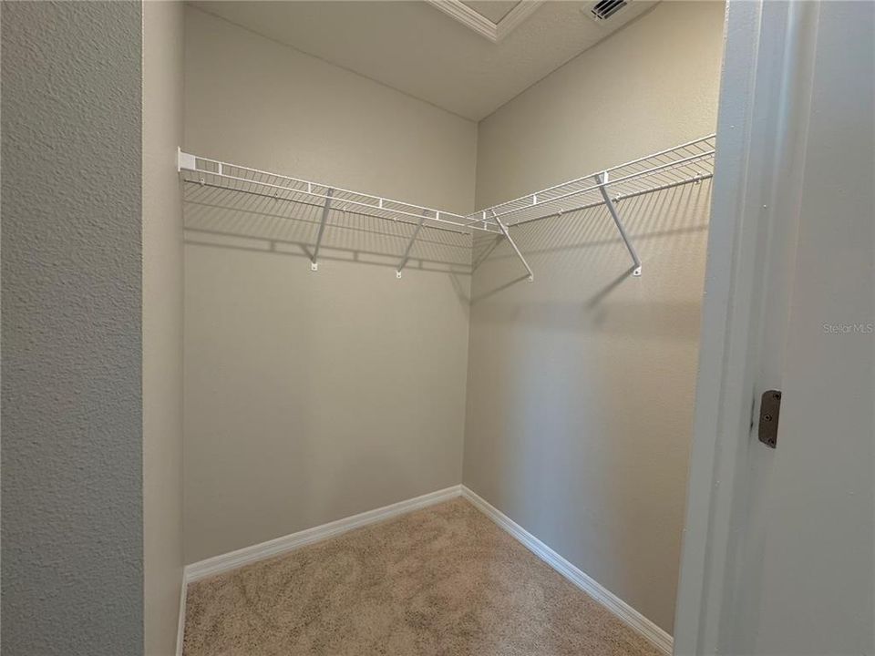 For Rent: $2,600 (3 beds, 2 baths, 1568 Square Feet)