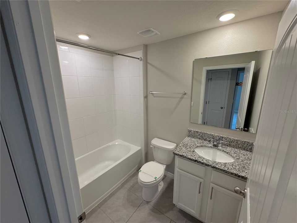For Rent: $2,600 (3 beds, 2 baths, 1568 Square Feet)