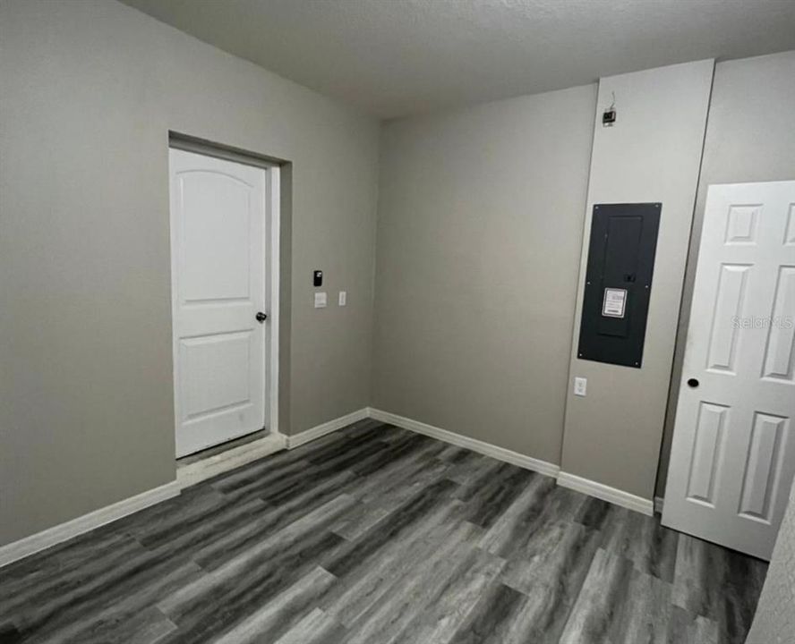 For Rent: $2,700 (3 beds, 2 baths, 1568 Square Feet)