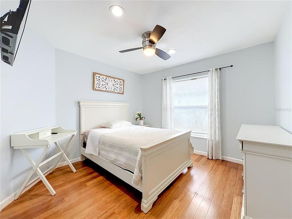 For Rent: $3,100 (4 beds, 3 baths, 2189 Square Feet)