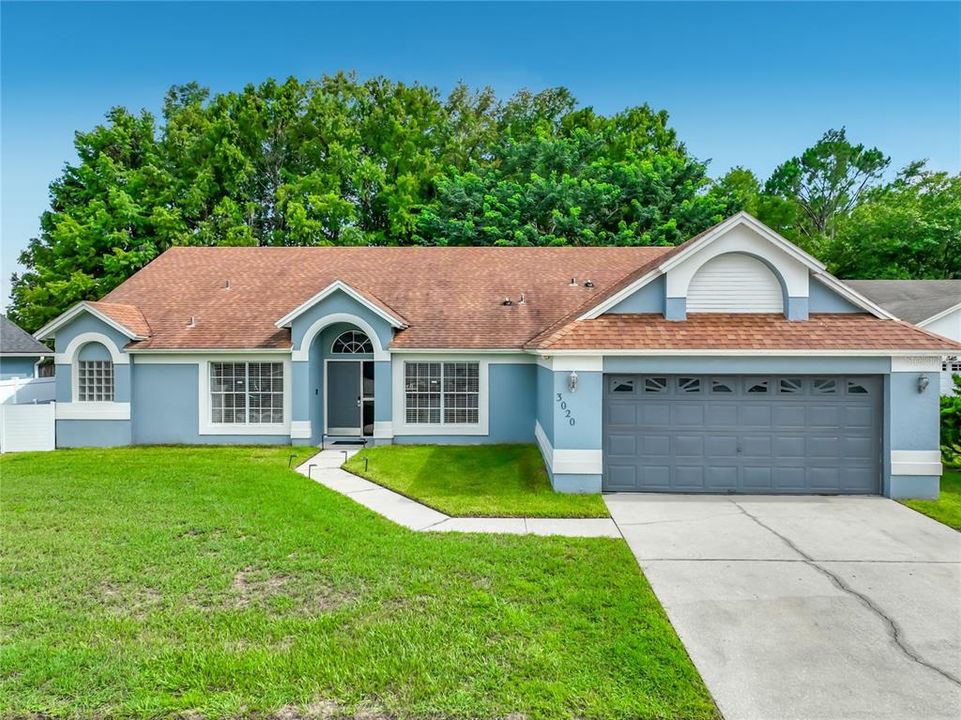For Rent: $3,100 (4 beds, 3 baths, 2189 Square Feet)