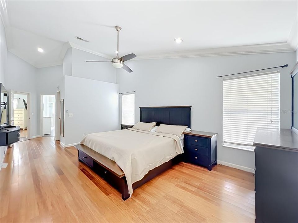 For Rent: $3,100 (4 beds, 3 baths, 2189 Square Feet)