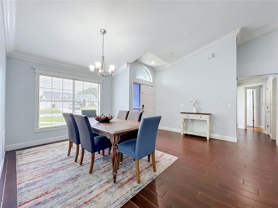 For Rent: $3,100 (4 beds, 3 baths, 2189 Square Feet)