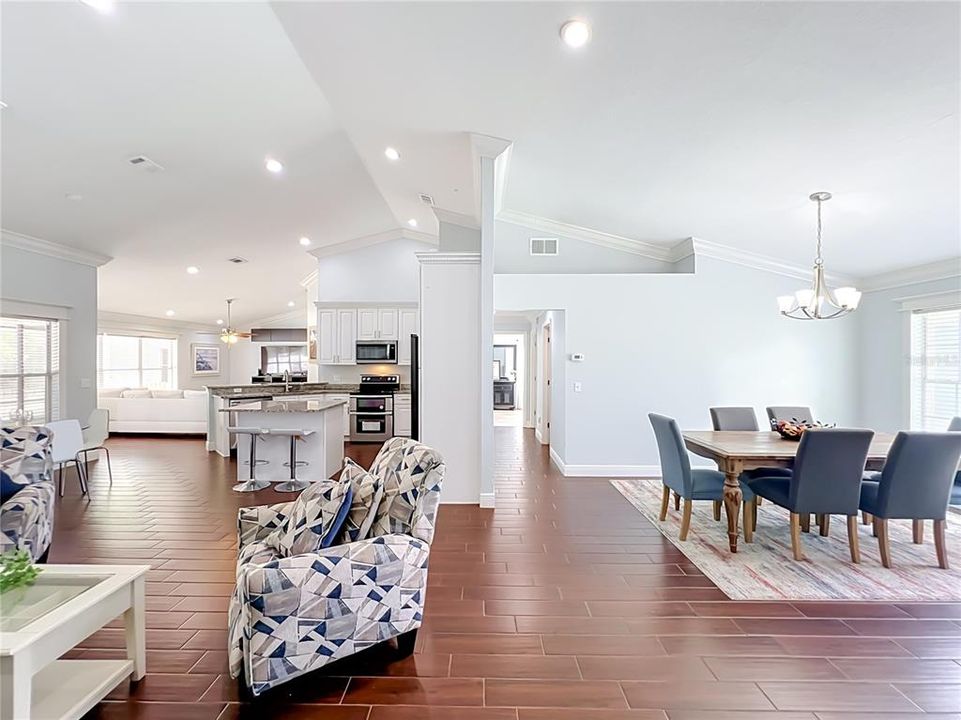 For Rent: $3,100 (4 beds, 3 baths, 2189 Square Feet)